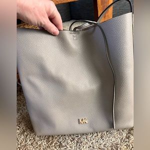 Michael Kors, pebbled leather, grey, crossbody bag